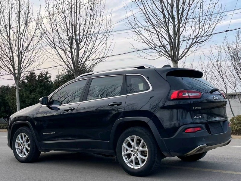 徐州16年Jeep自由光4