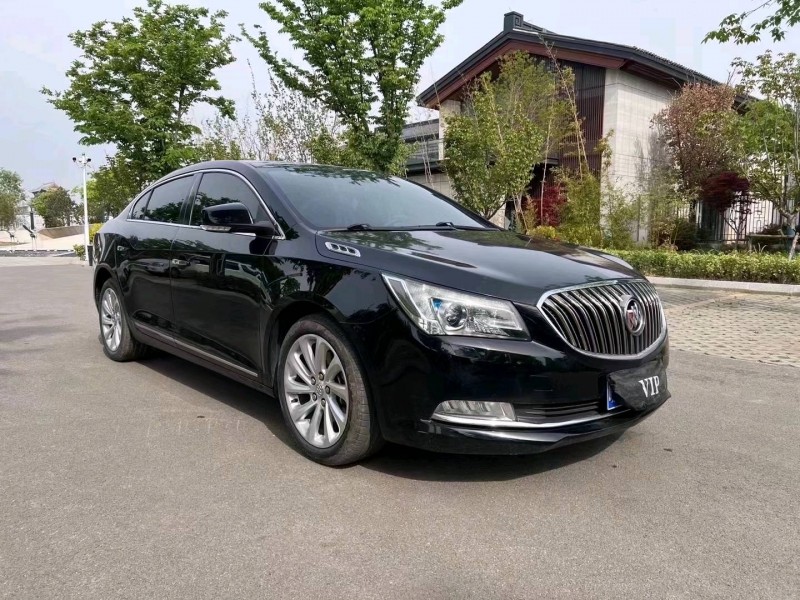 济宁15年别克君越3