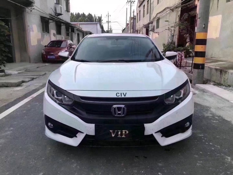 济宁18年本田思域1