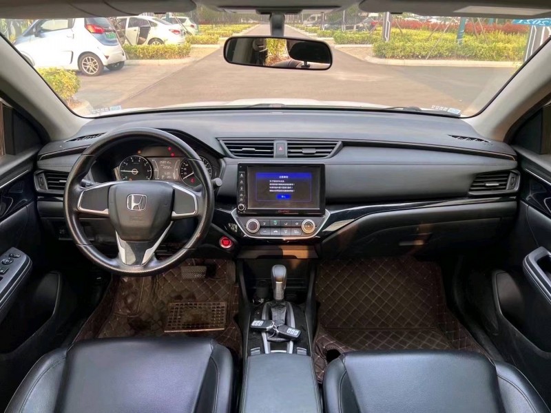 济宁19年本田凌派4