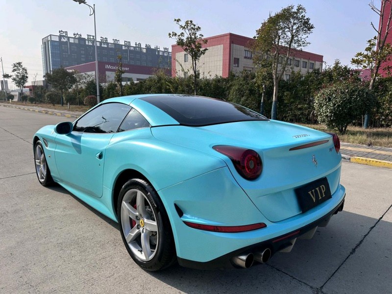 鹽城15年法拉利California T8