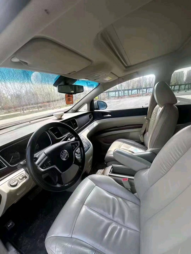 东营15年别克GL88