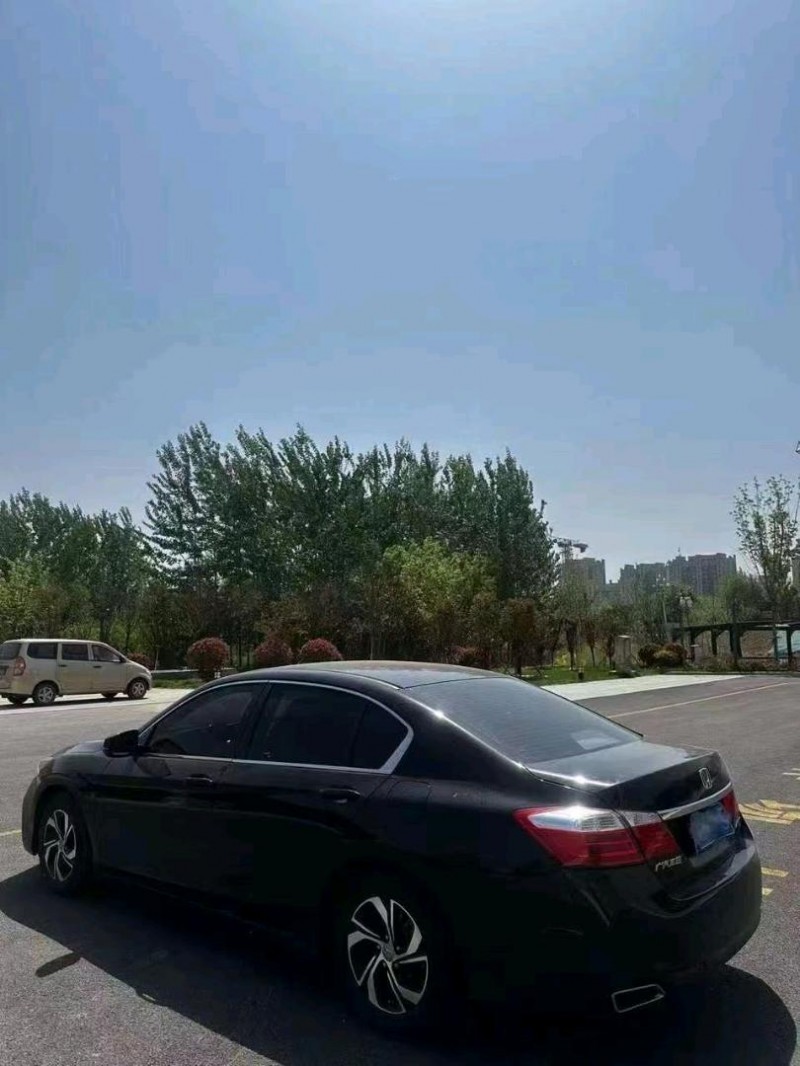 东营15年本田雅阁3