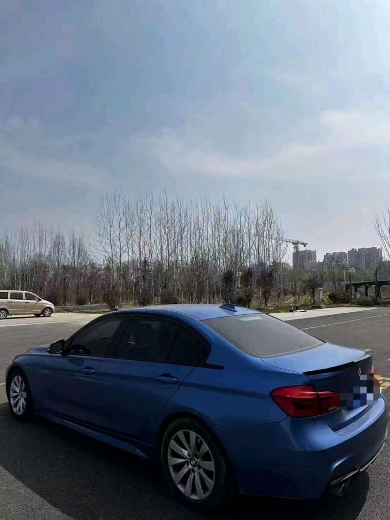 东营17年宝马3系6