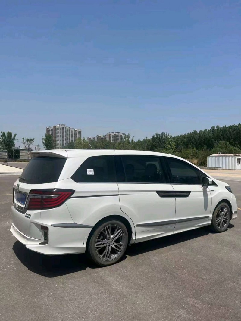 东营21年本田艾力绅4