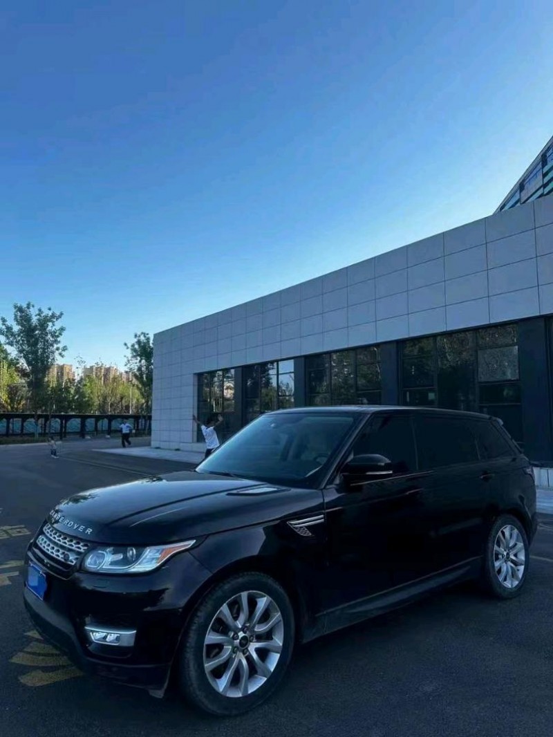 东营14年路虎揽胜运动2