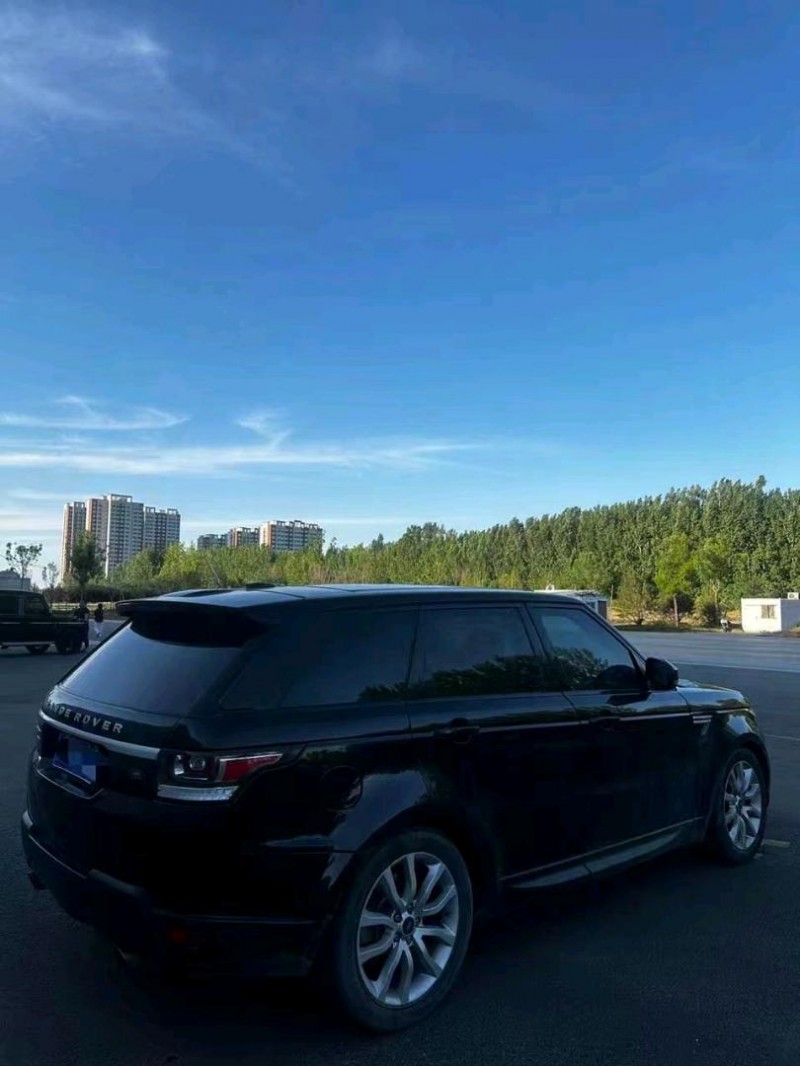 东营14年路虎揽胜运动5