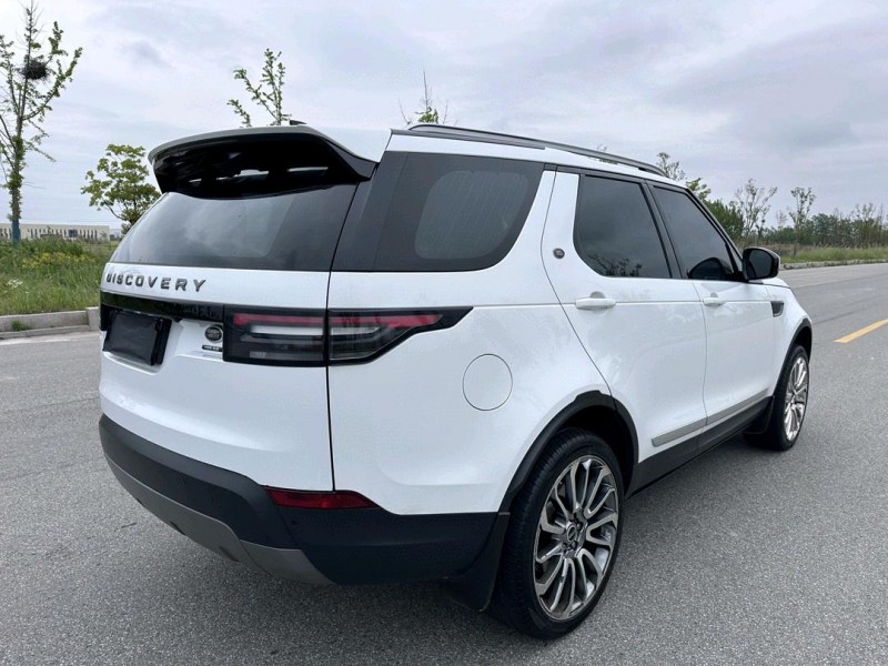 盐城18年路虎发现8