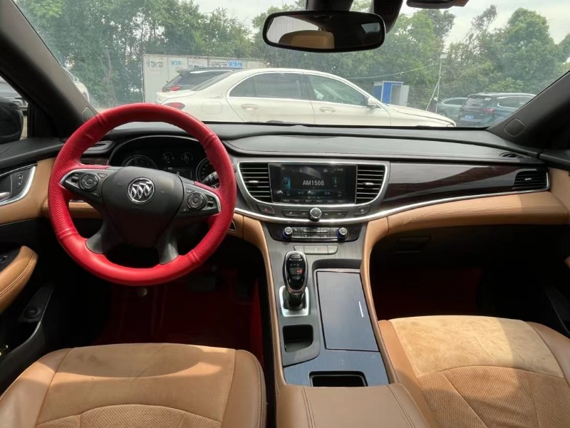 武汉18年别克君越3