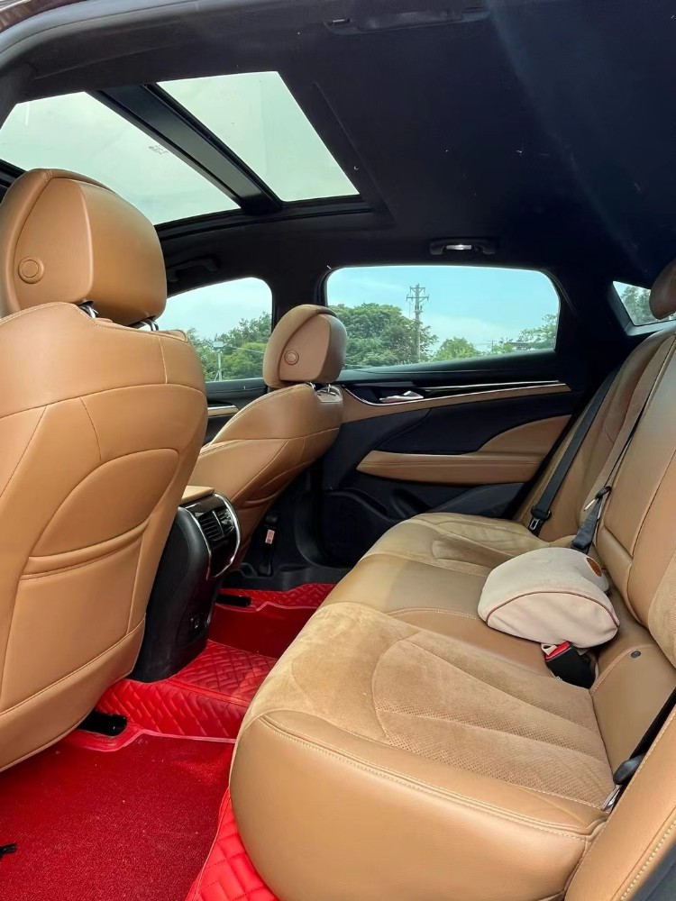 武汉18年别克君越4