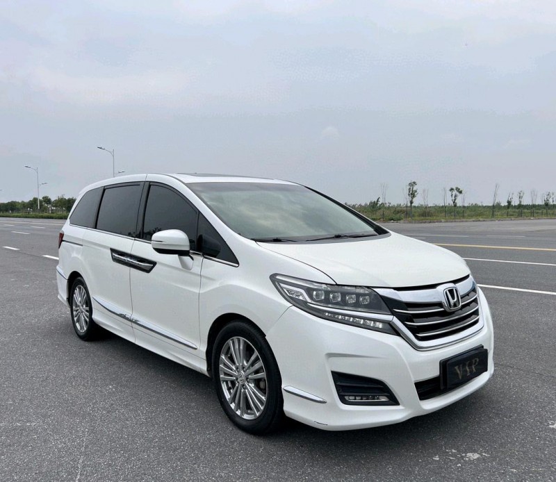 盐城16年本田艾力绅2