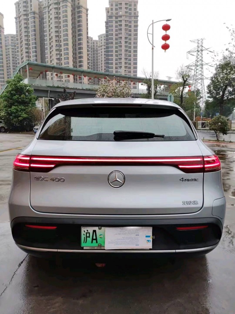 汕头21年奔驰EQC8