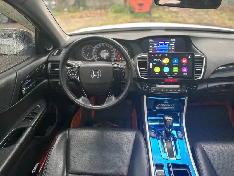 广州17年本田雅阁9