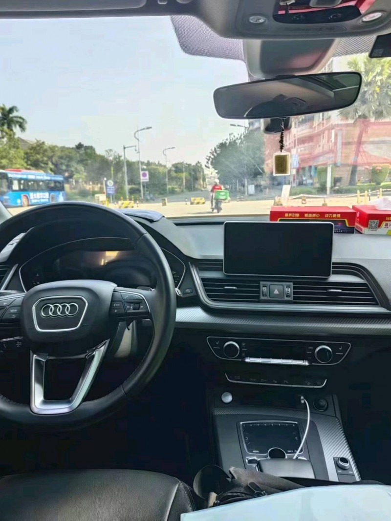 广州21年奥迪Q55