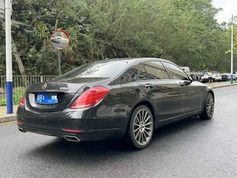 广州14年奔驰S7