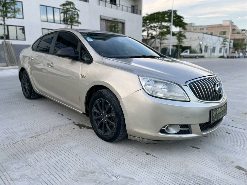 汕头11年别克英朗2