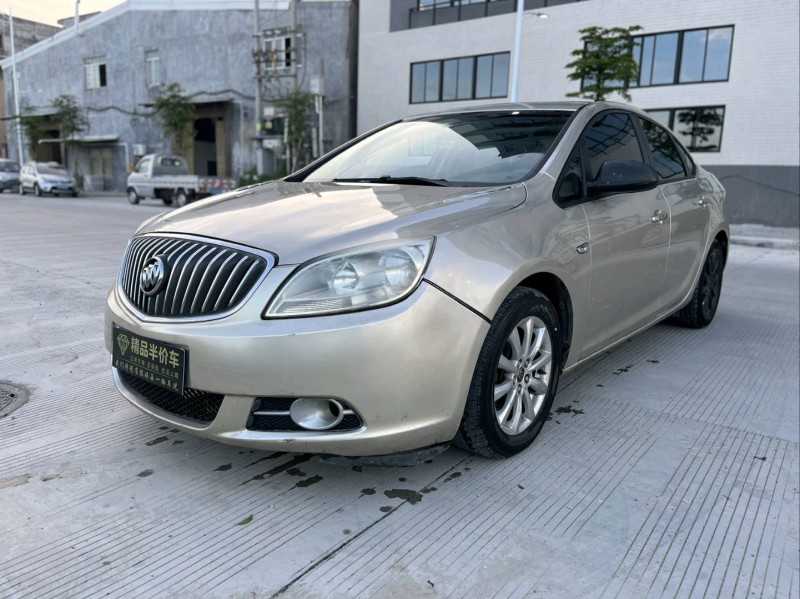 汕头11年别克英朗3