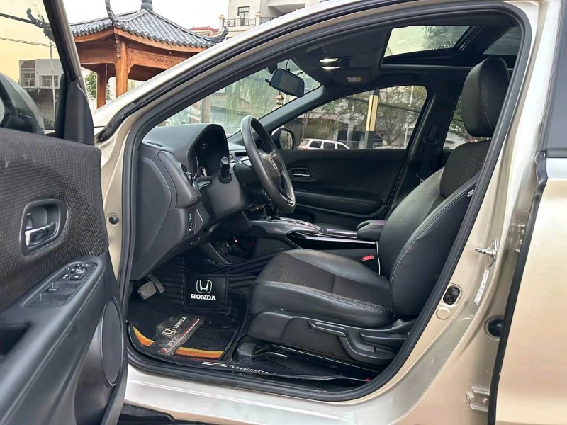 汕头18年本田XRV4