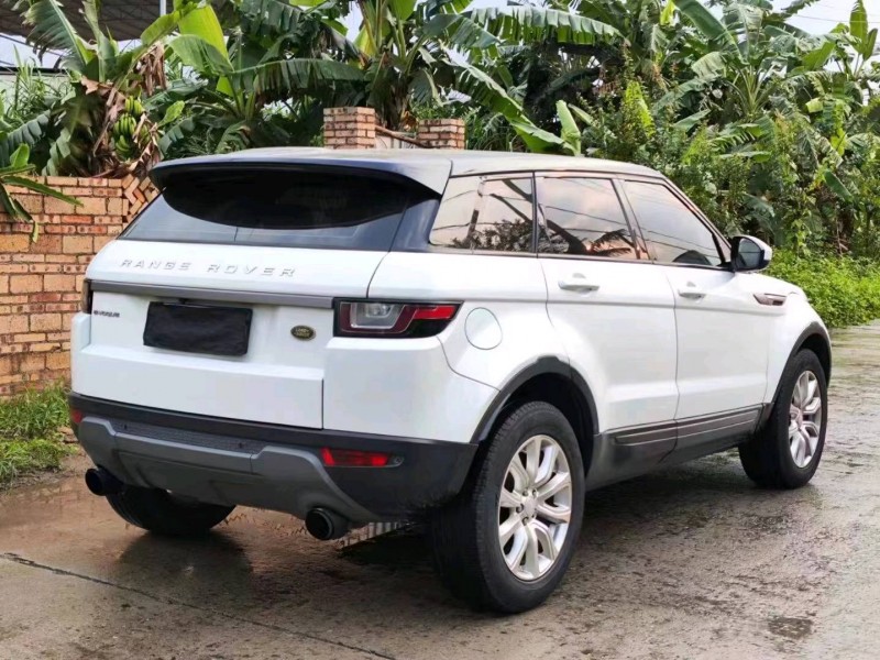 济宁17年路虎极光5