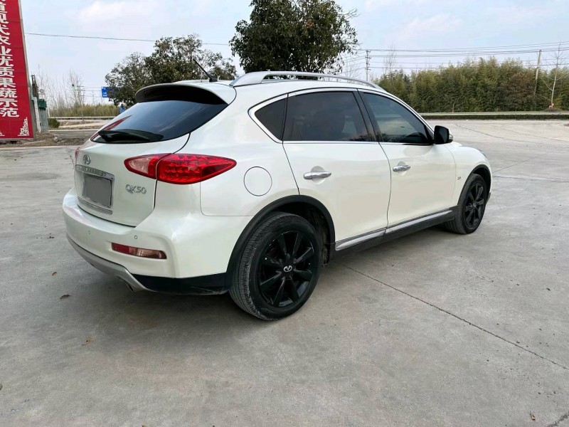 徐州17年英菲尼迪QX508