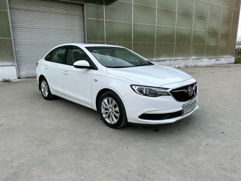 徐州17年别克英朗3