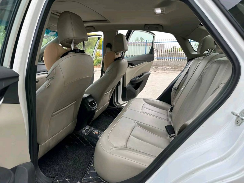 徐州17年别克英朗6