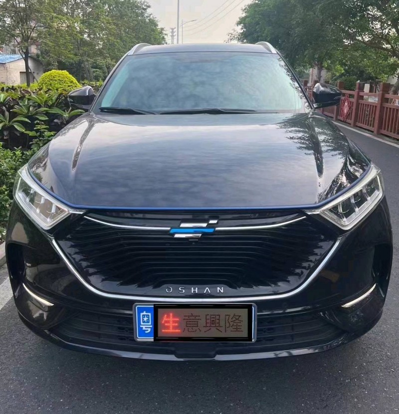 珠海20年長安汽車歐尚1