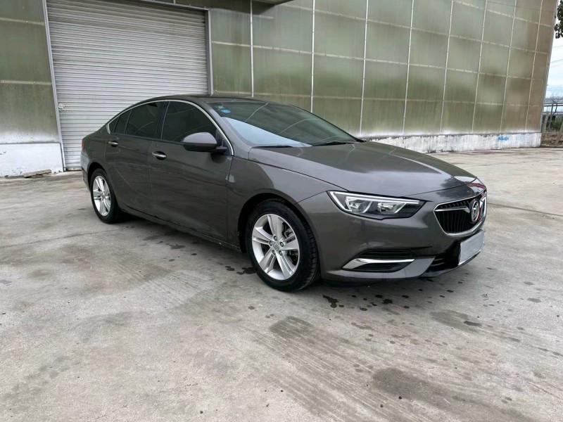 徐州19年别克君威3