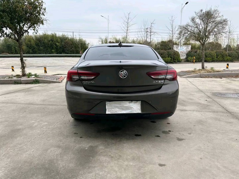 徐州19年别克君威9