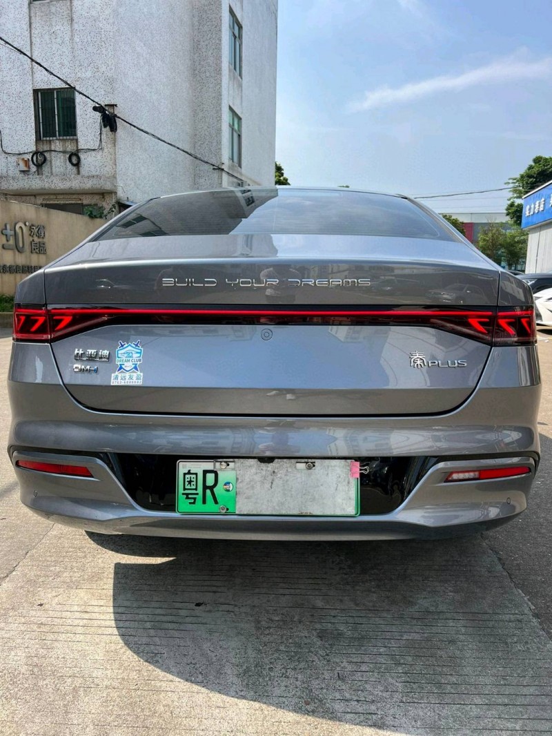 中山24年比亚迪秦4