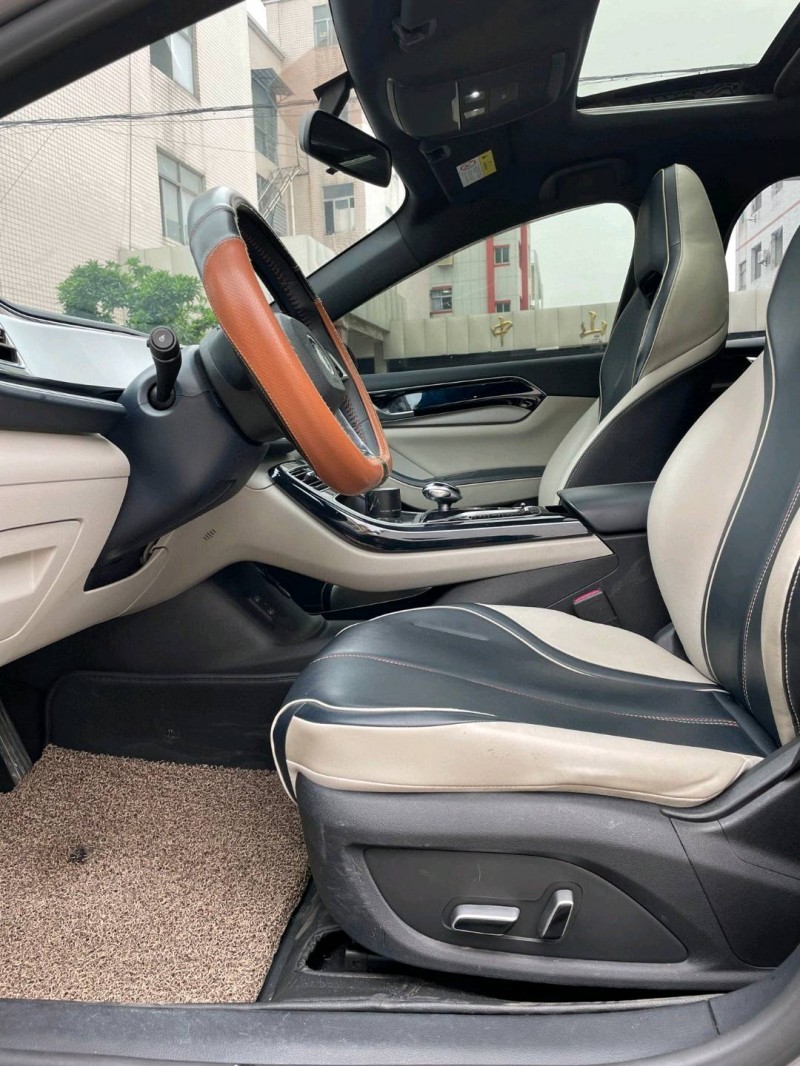 中山22年比亚迪秦7