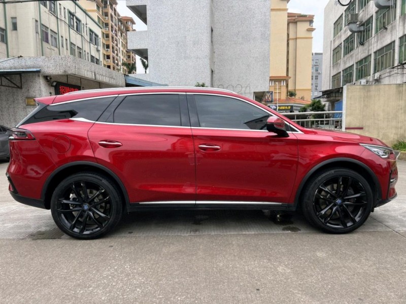 中山21年比亚迪唐9