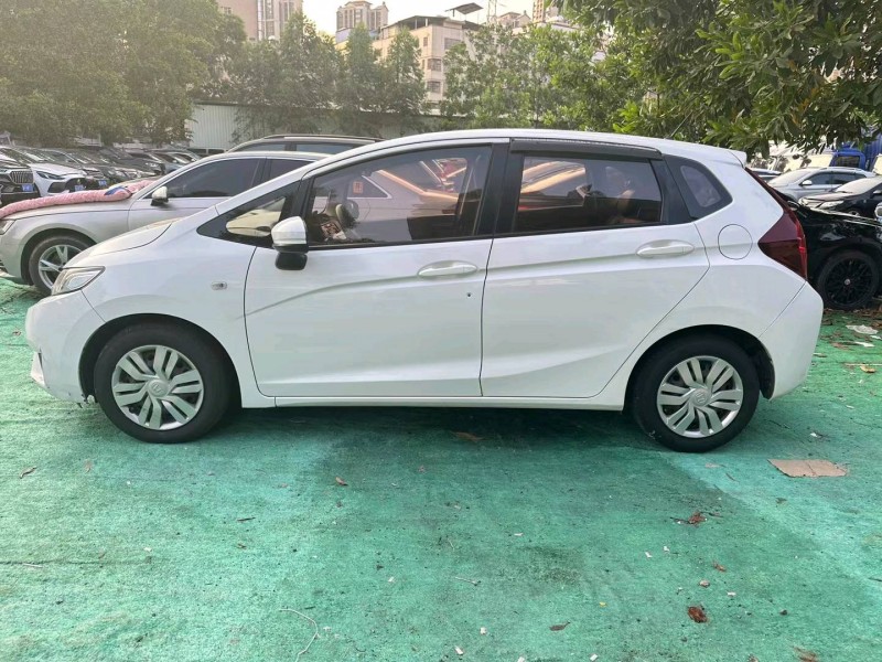 广州16年本田飞度6