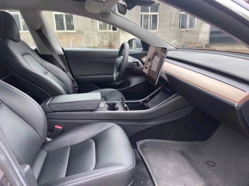 東營20年特斯拉MODEL 36
