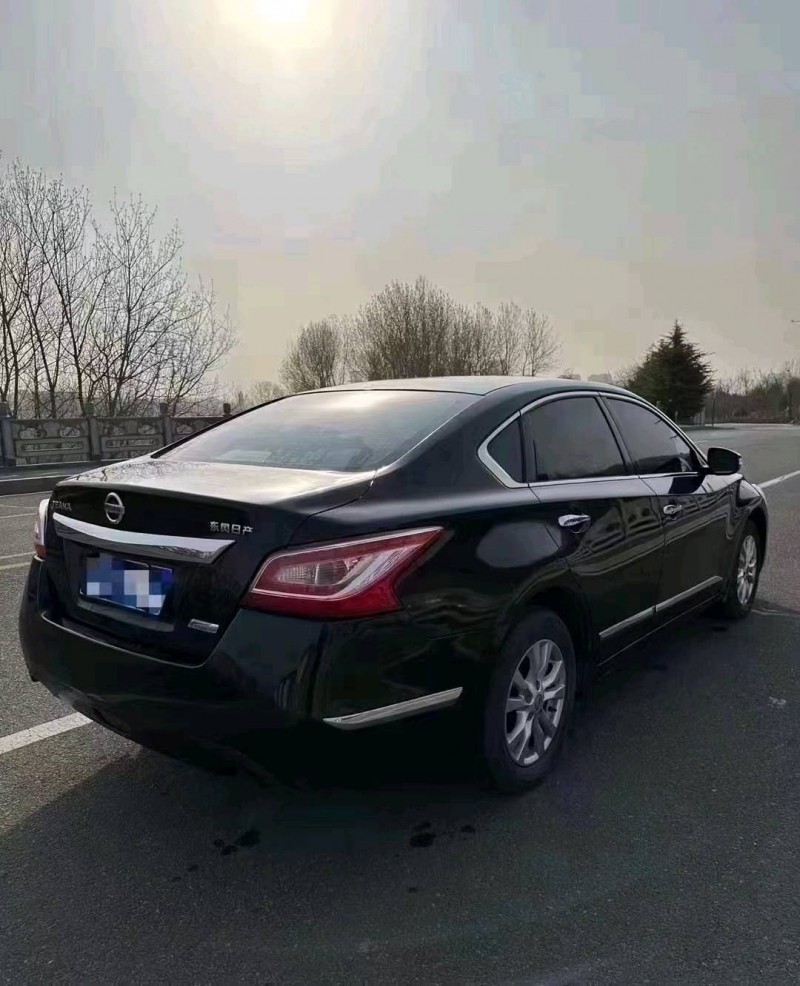 东营14年日产天籁4