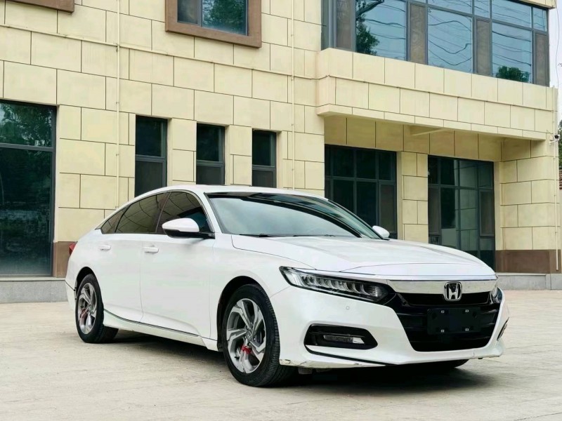 东营18年本田雅阁2