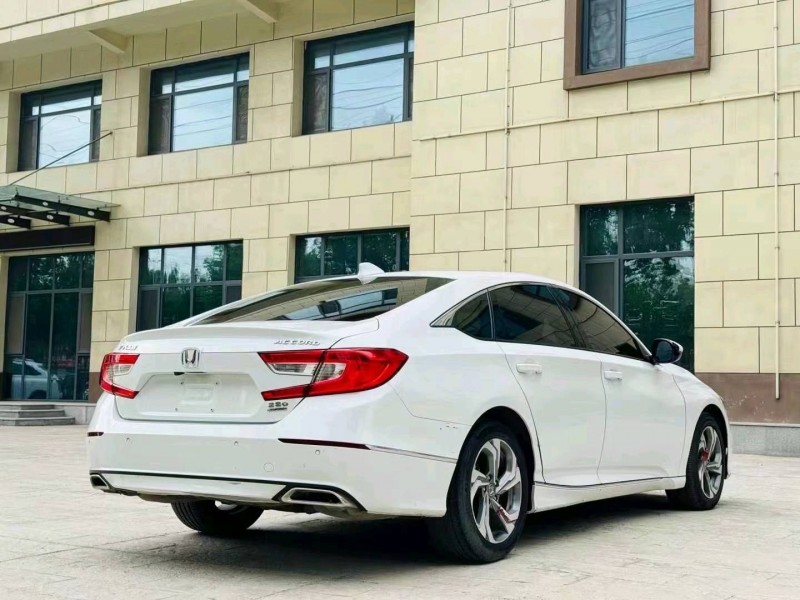 东营18年本田雅阁3