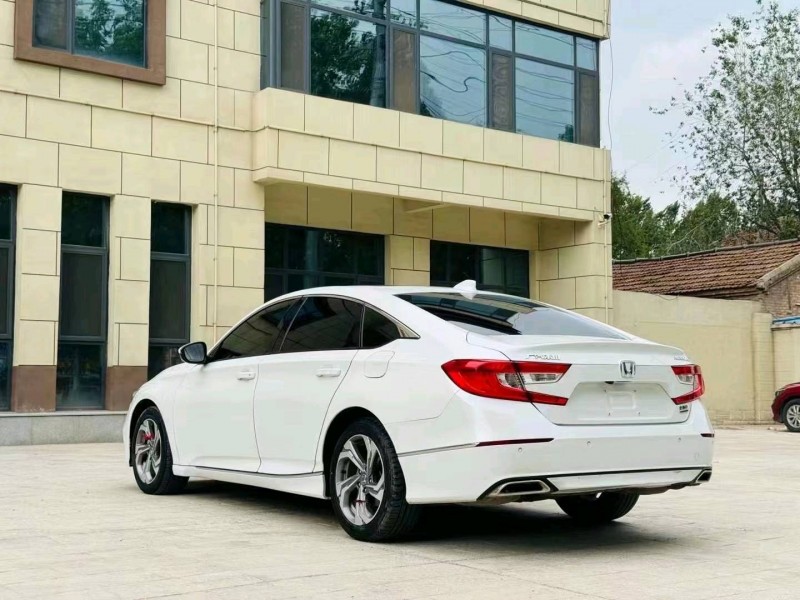 东营18年本田雅阁6