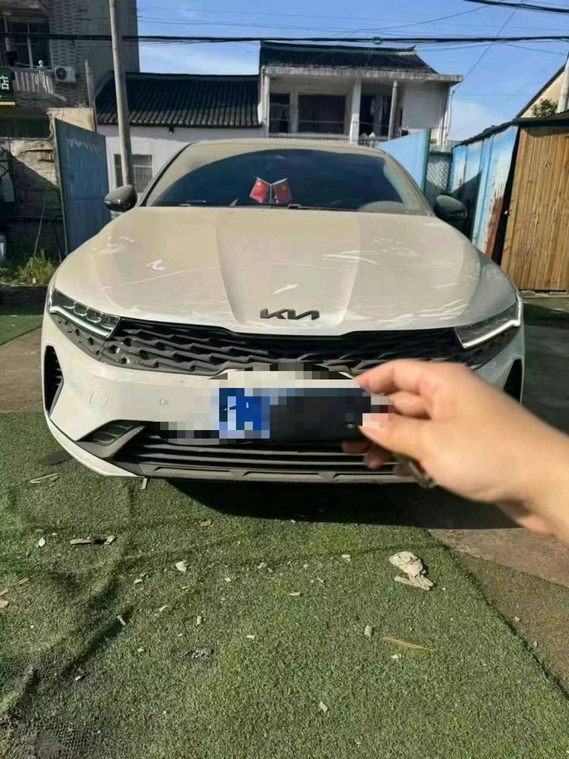 潍坊23年起亚K5凯酷1