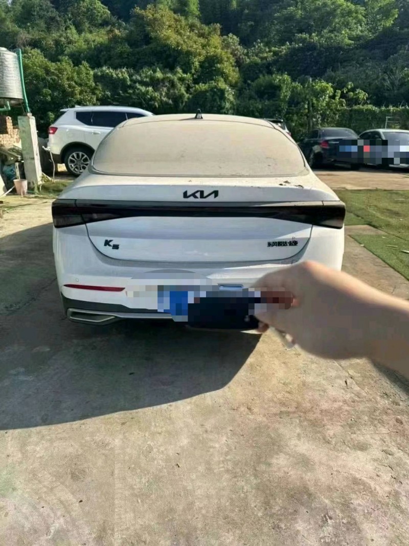 潍坊23年起亚K5凯酷4