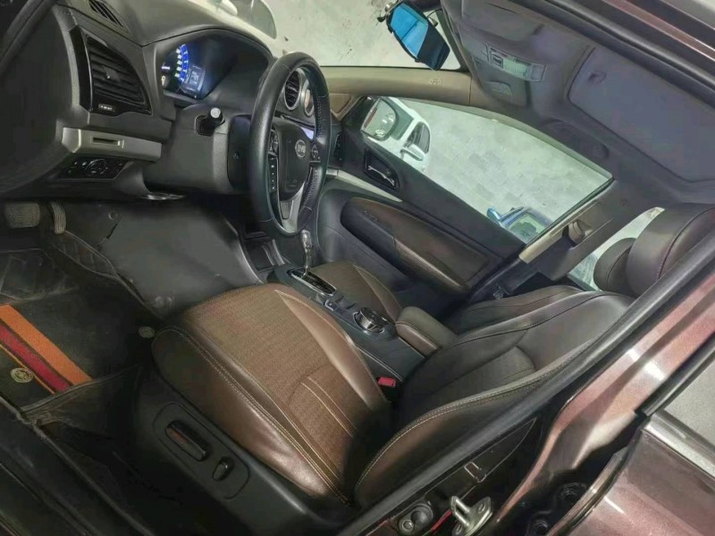 东营15年比亚迪S74