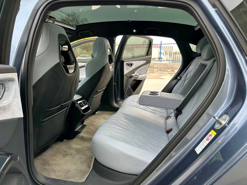 徐州22年比亚迪海豹7