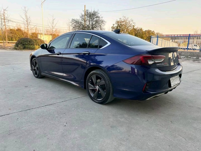 徐州22年别克君威8