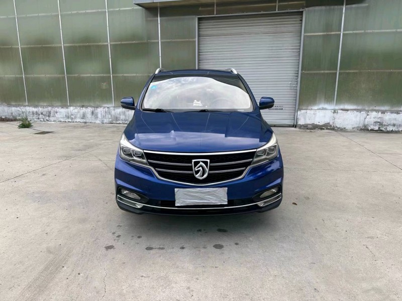 徐州17年寶駿7301