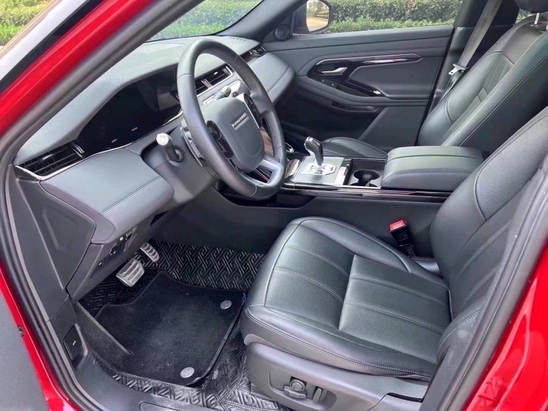 济宁20年路虎极光4