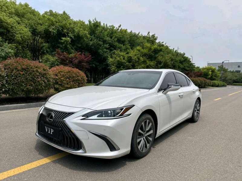 盐城20年雷克萨斯ES2