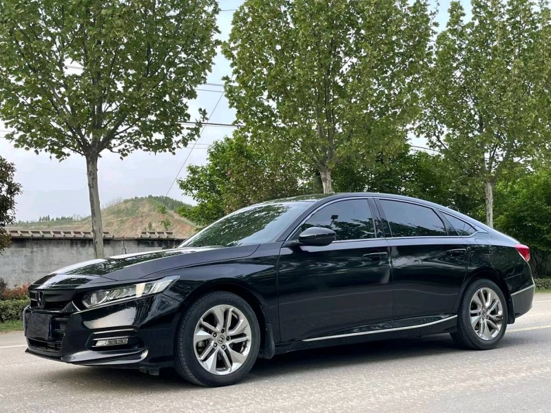 徐州20年本田雅阁3