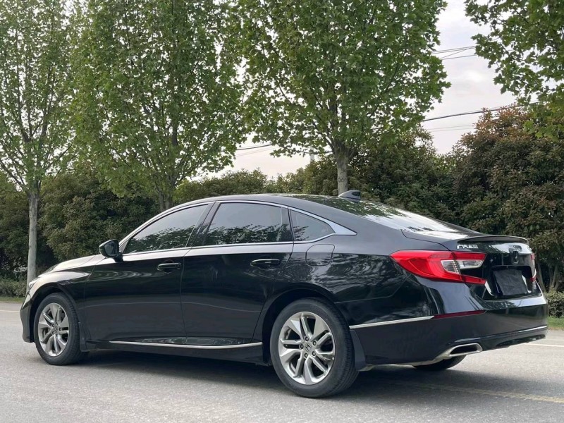 徐州20年本田雅阁4