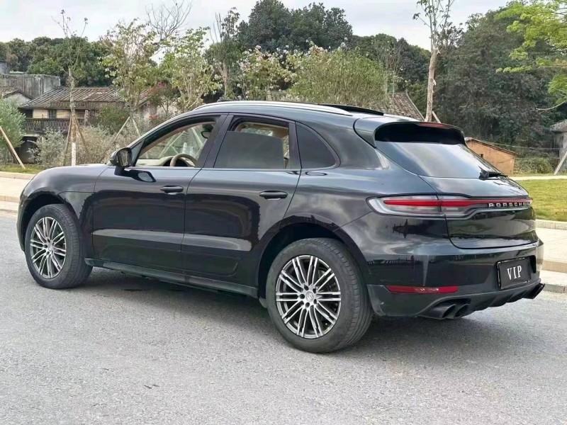 广州15年保时捷Macan7