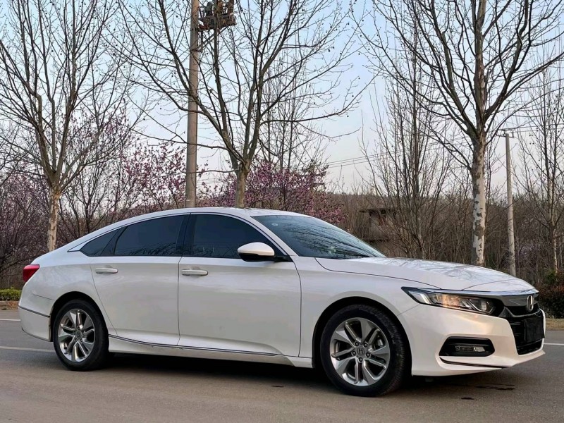 徐州21年本田雅阁2